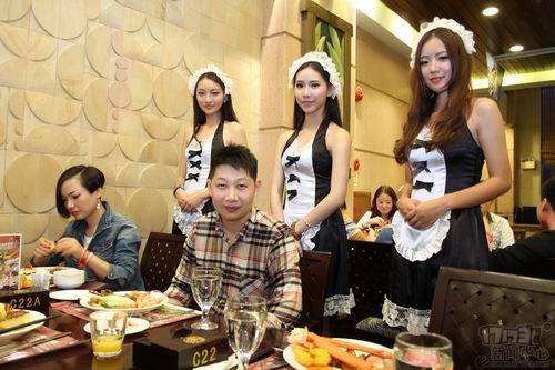 魔域,女仆,泳池Paty最新图片
